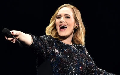 Adele y la lactancia;La presión sobre nosotras es jodidamente ridícula